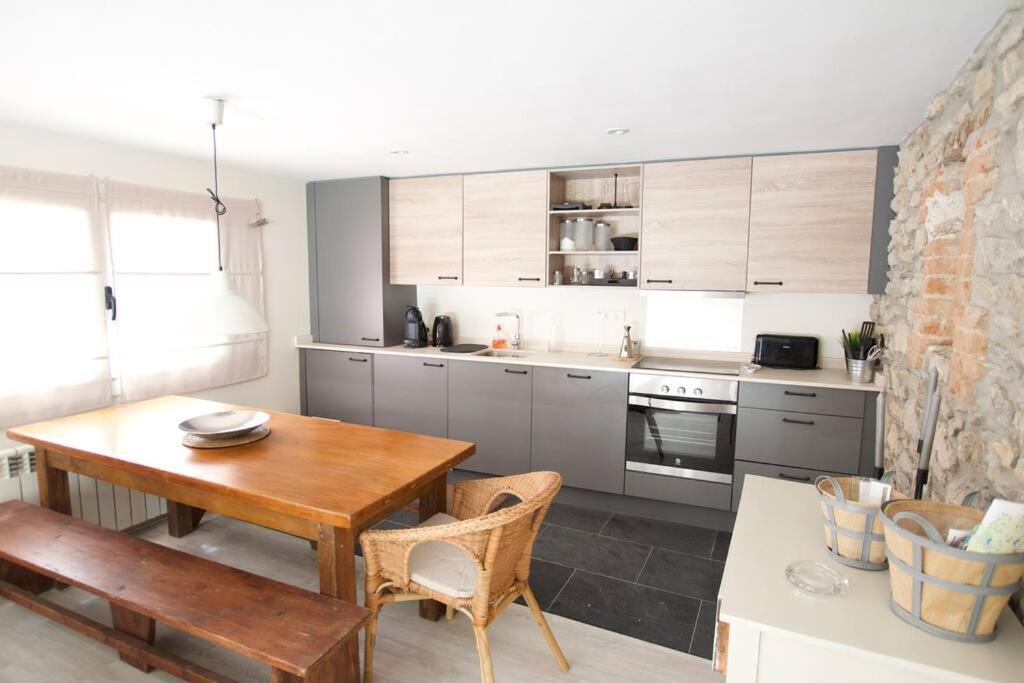 Apartament Central Amb Terrassa Альп Экстерьер фото