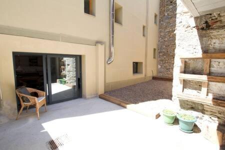 Apartament Central Amb Terrassa Альп Экстерьер фото